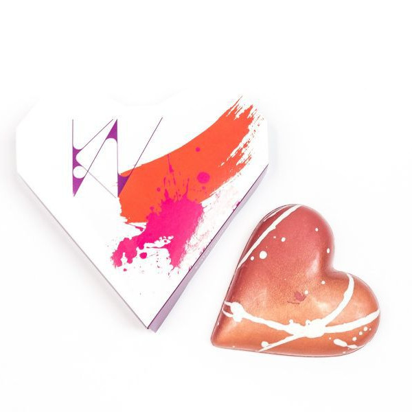 Kate Weiser Strawberry Cheesecake Heart Candy Bar