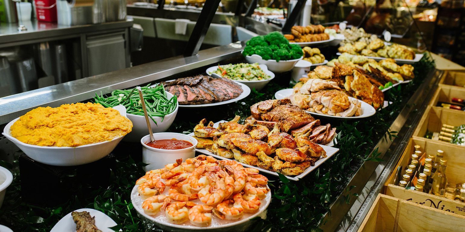 hef-prepared fall dinner entrées and sides at Eatzi’s Market & Bakery